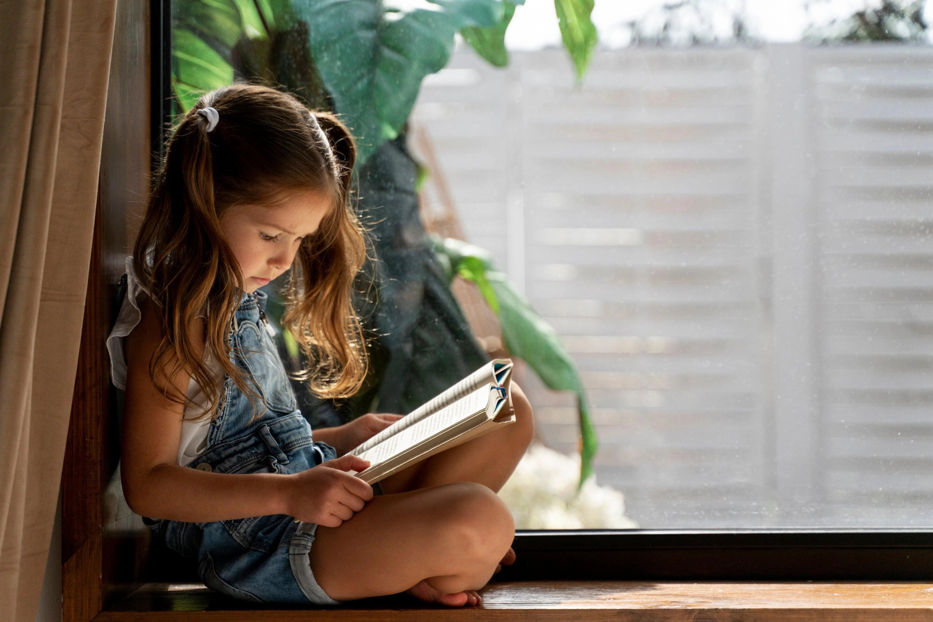 Developing Pre-Reading Literacy in Children: How to Support Your Child on the Path to Reading